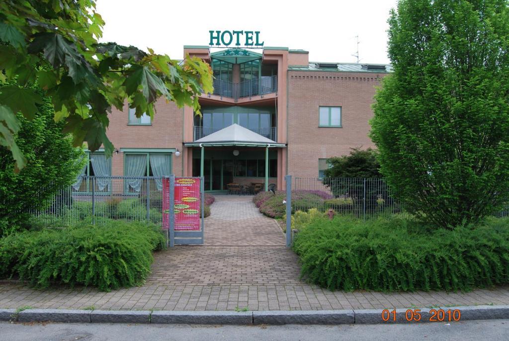 Vecchia Brianza Hotell Seveso Exteriör bild