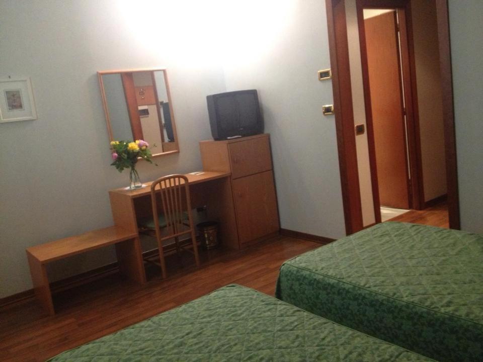 Vecchia Brianza Hotell Seveso Exteriör bild