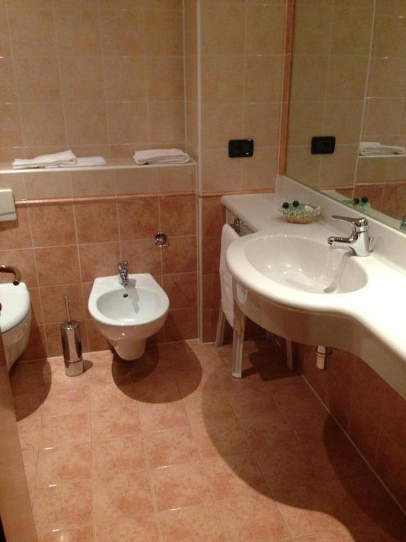 Vecchia Brianza Hotell Seveso Exteriör bild